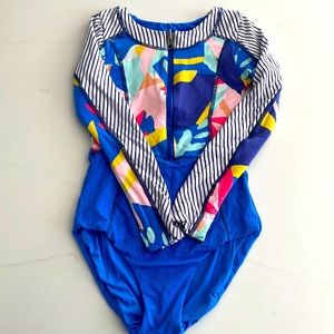 Maaji Girls long sleeve zip up swim suit. Reversible. Size 10.